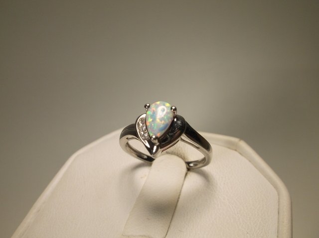 Beautiful Sterling Silver Opal Ring 7 (1 of 1)