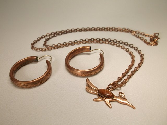 Nice Copper Southwestern Necklace Earrings (1 of 1)