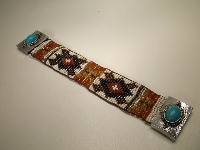 Gorgeous Southwestern Seed Bead Bracelet (1 of 2)
