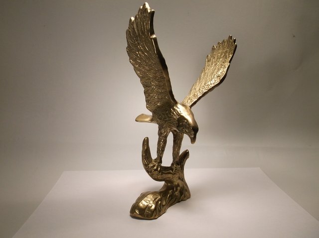 Nice 8 Inch Brass Eagle Statue (1 of 2)