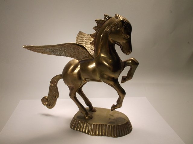 Nice 8 Inch Brass Pegasus Statue (1 of 2)