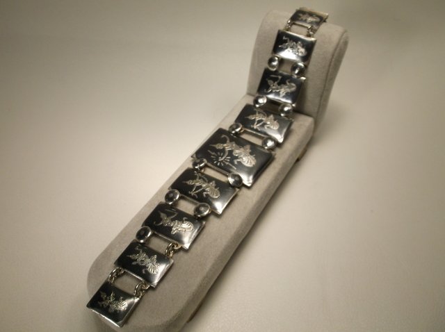Large Antique Sterling Silver Siam Bracelet Goddess: .