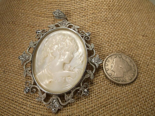 Gorgeous Large Sterling Silver Cameo Pendant (1 of 1)