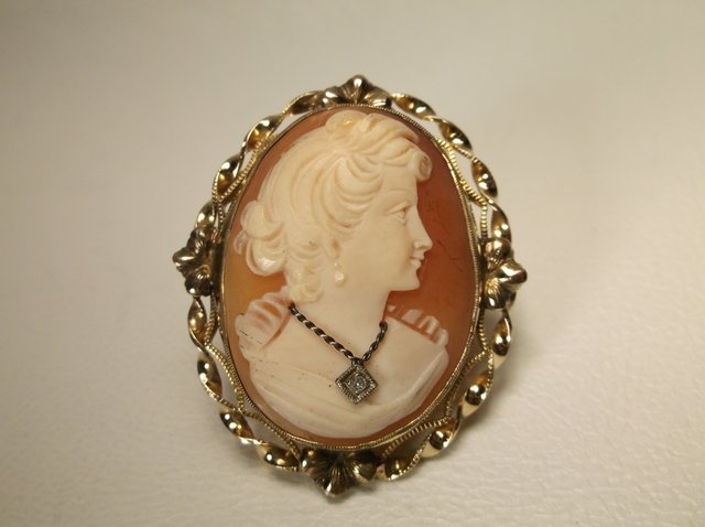 Antique 12kt GF Diamond Shell Cameo Pendant brooch (1 of 3)