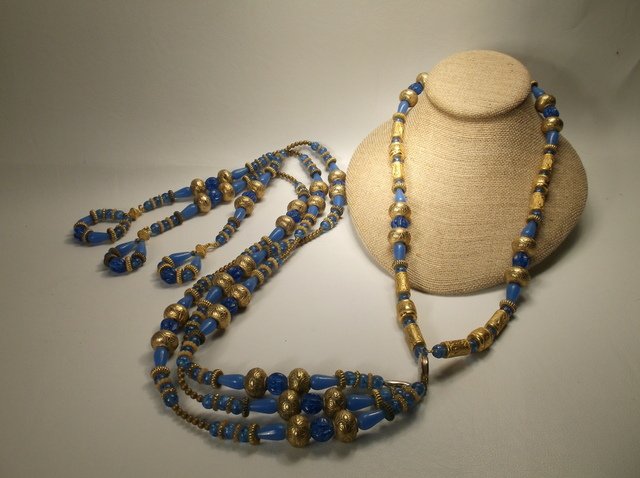 Gorgeous Art Deco Flapper Girl Necklace 62" (1 of 3)