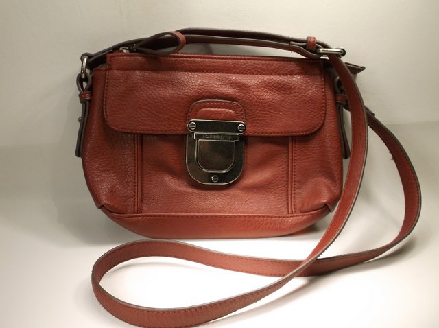 Nice Liz Claiborne Leather Handbag Purse (1 of 3)
