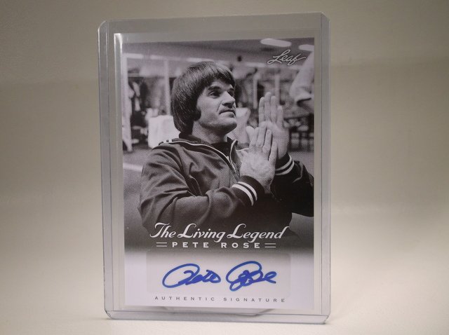 Authentic Pete Rose Autograph Card (1 of 2)