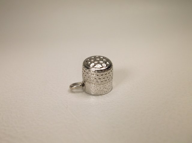 Nice Sterling Silver Thimble Charm: .