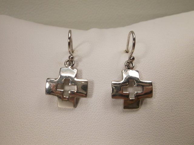 Nice Sterling Silver Cross Earrings (1 of 1)