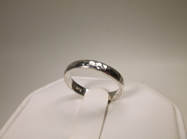 Nice Sterling Silver Hammered Ring 7 (1 of 1)