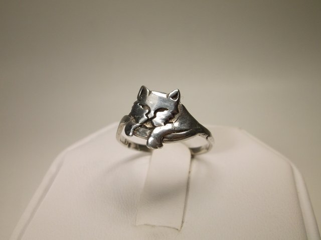Nice Sterling Silver Cat Ring 7 (1 of 1)