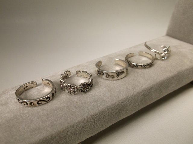 5 Sterling Silver Toe Rings (1 of 1)