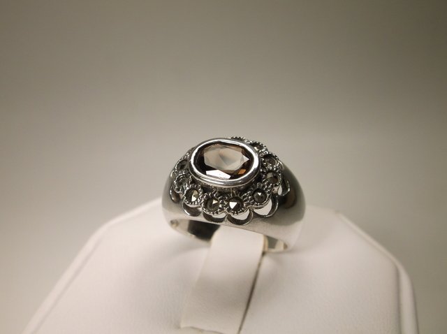 Beautiful Sterling Silver Smokey Quartz Ring 7.5 (1 of 1)