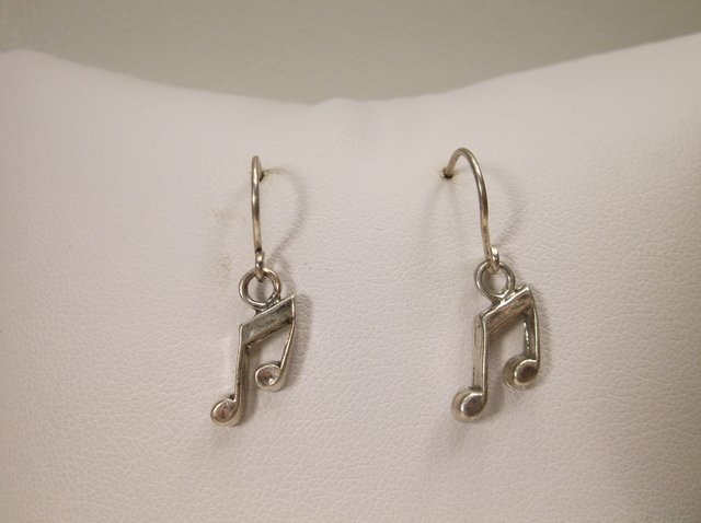 Nice Sterling Silver Music Note Earrings (1 of 1)