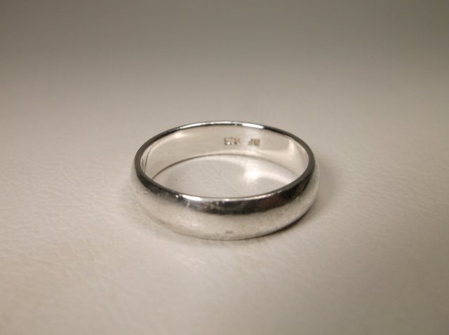 Nice Sterling Silver Band Ring 8 (1 of 1)