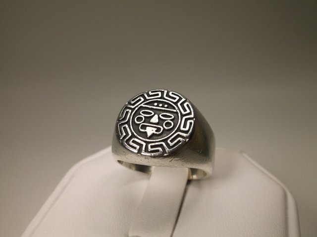 Nice Heavy Sterling Silver Aztec Mayan Ring 8.5 (1 of 1)
