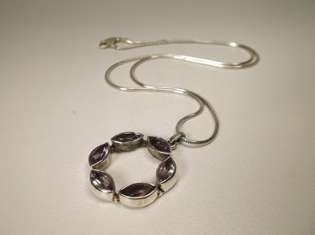 Beautiful Sterling Silver Amethyst Necklace (1 of 1)