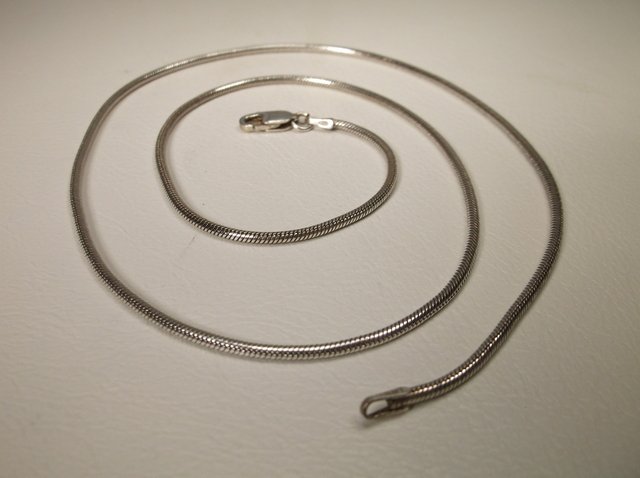 Nice Heavy Sterling Silver 18" Snake Chain Necklace (1 of 1)