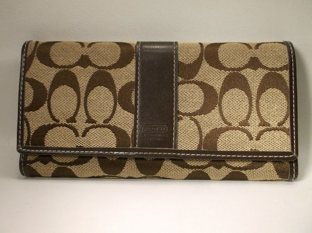 Leather Coach Wallet (1 of 2)