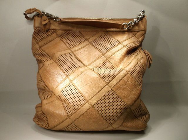 Gorgeous Huge B Makowsky Leather Handbag Purse (1 of 3)