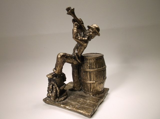 Solid Bronze Trumpet Player by Shoop /500: .
