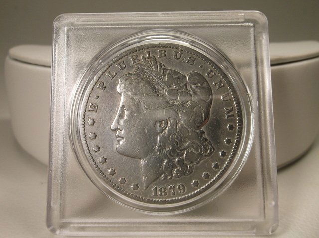 1879 S US Silver Morgan Dollar (1 of 2)
