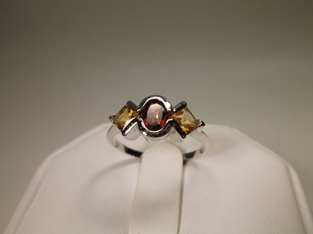 Sterling Silver Citrine Garnet Cocktail Ring 7 Gorg: .