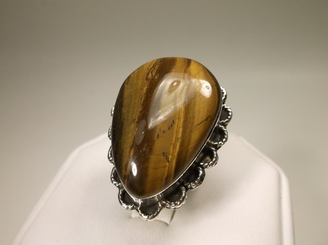 Stunning Sterling Silver Tigers Eye Ring 8.5 (1 of 1)