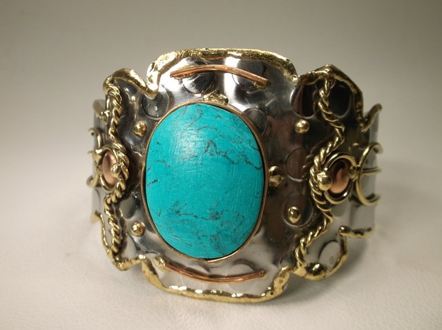 Gorgeous Large Southwestern Cuff Bracelet (1 of 1)