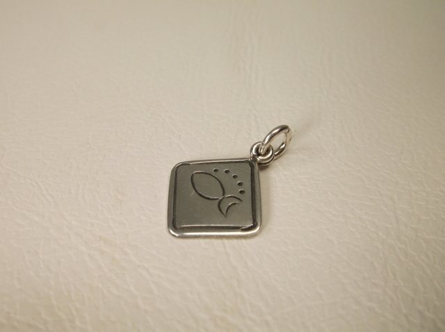 Nice Sterling Silver Fish Charm (1 of 1)