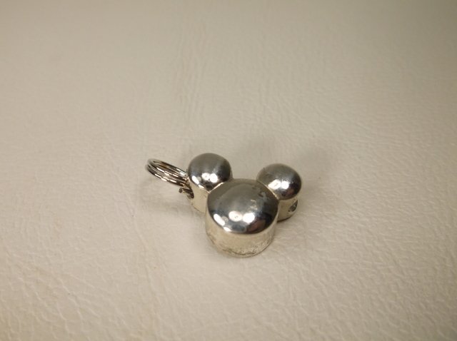 Nice Disney Sterling Mickey Mouse Charm (1 of 1)