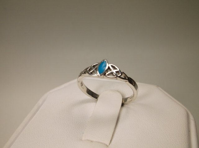 Beautiful Sterling Silver Turquoise Ring 7 (1 of 1)