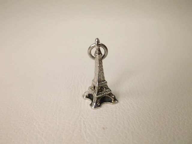 Nice Sterling Silver Eiffel Tower Paris Charm (1 of 1)