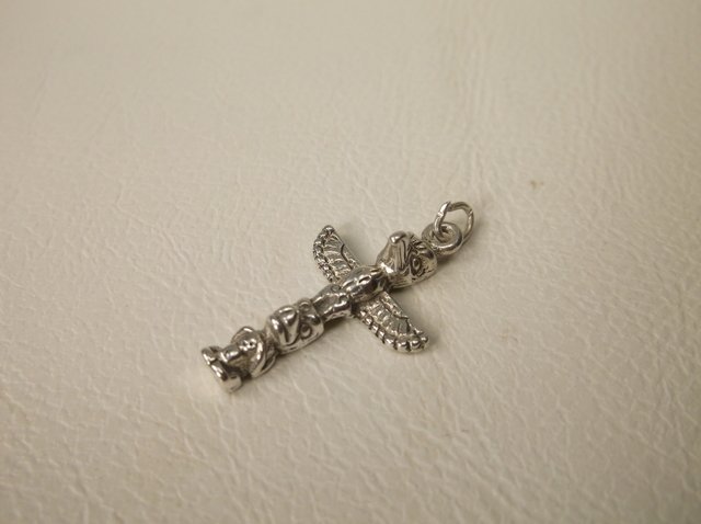 Sterling Silver Navajo Totem Pole Charm: .