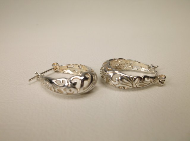 Beautiful Sterling Silver Earrings (1 of 1)