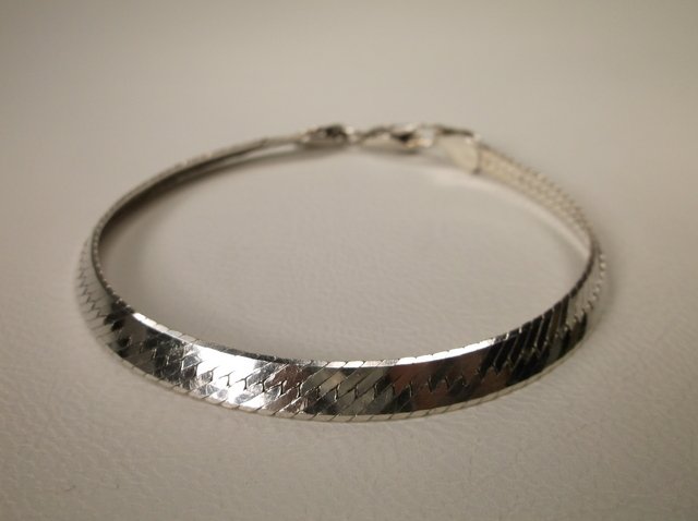 Beautiful Sterling Silver Chain Bracelet (1 of 1)