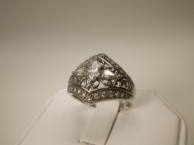 Gorgeous Sterling Silver Cocktail Ring 9.5 (1 of 1)