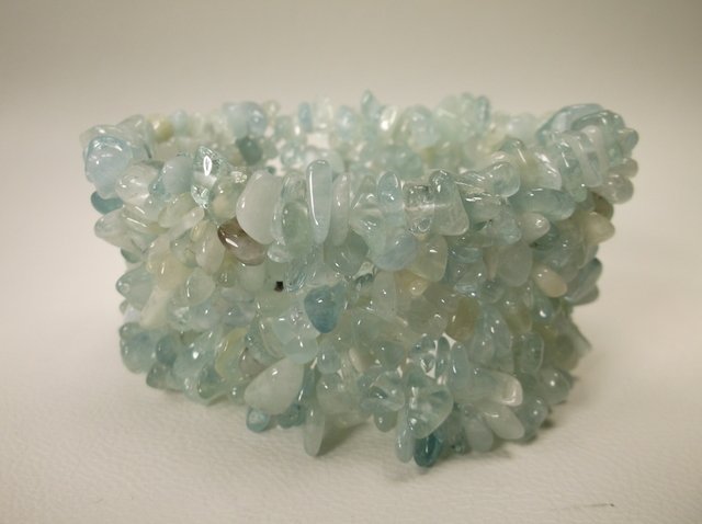 Gorgeous Genuine Aquamarine Stretch Bracelet (1 of 2)