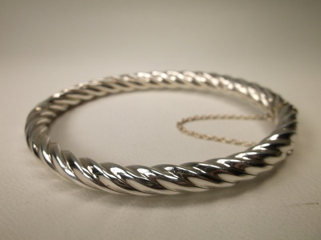 Gorgeous Heavy Sterling Silver Bracelet (1 of 2)