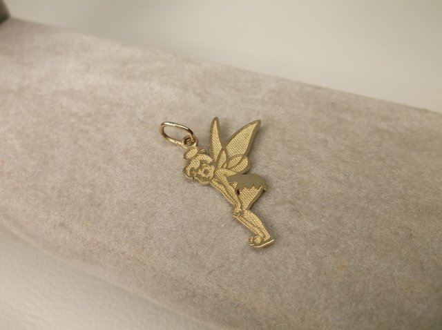 Beautiful 14kt Gold Disney Tinkerbell Pendant (1 of 1)