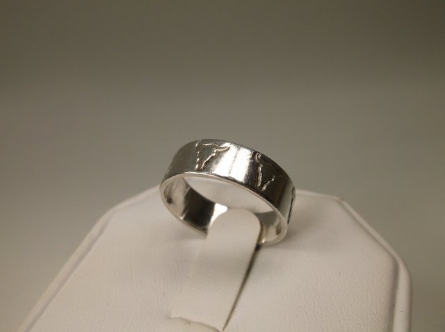 Vintage Sterling Silver Navajo Ring 8 JAC: signed JAC