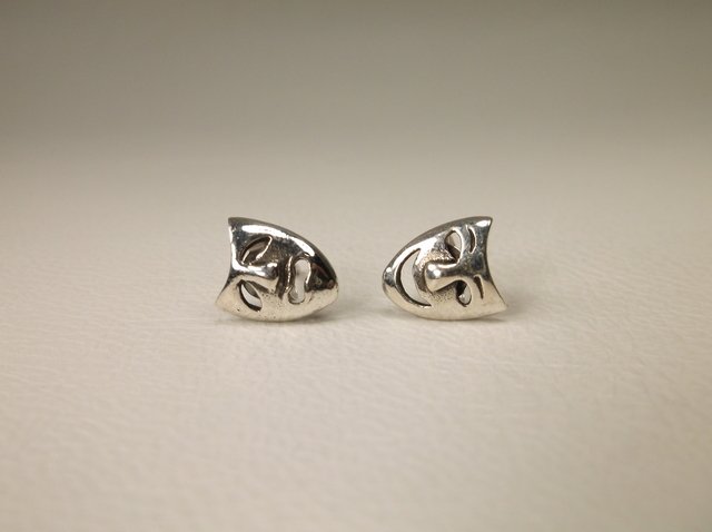 Beautiful Sterling Silver Comedy Tragedy Mask Earrings (1 of 1)