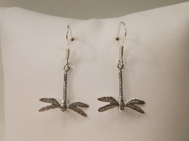 Gorgeous Sterling Silver Dragonfly Earrings (1 of 1)