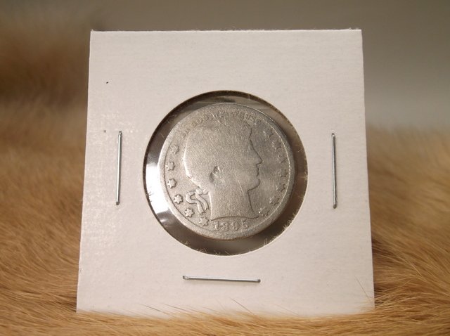 1895 US Silver Barber Quarter (1 of 1)