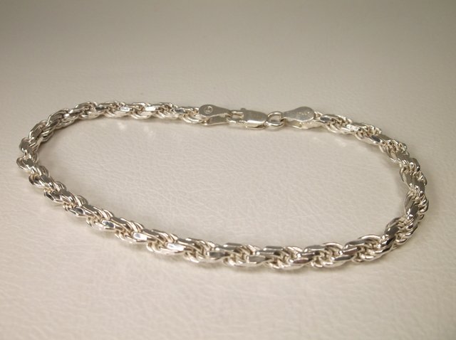 Beautiful heavy Sterling Silver Chain Bracelet: .