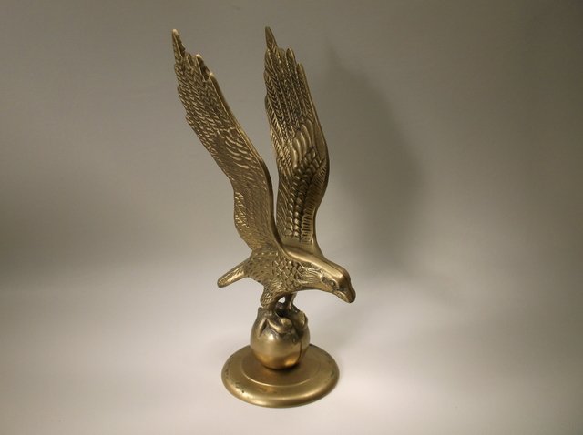 Solid Brass Eagle 9 Inch (1 of 2)