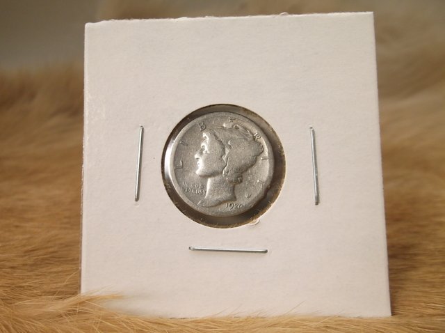 1920 D US Silver Mercury Dime (1 of 1)