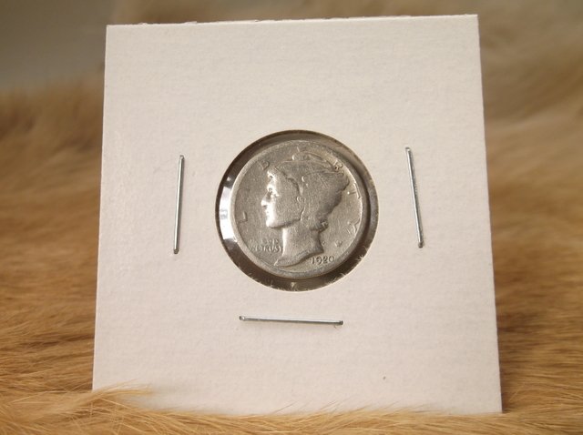 1920 US Silver Mercury Dime (1 of 1)