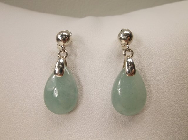 Beautiful Sterling Silver Jade Drop Earrings (1 of 1)