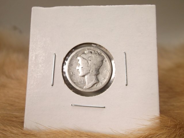 1918 S US Silver Mercury Dime (1 of 1)